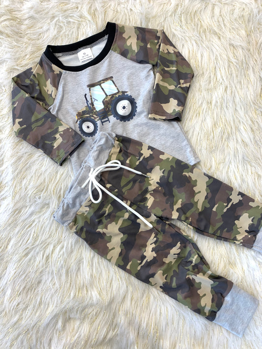 Camo & Tractor Outfit