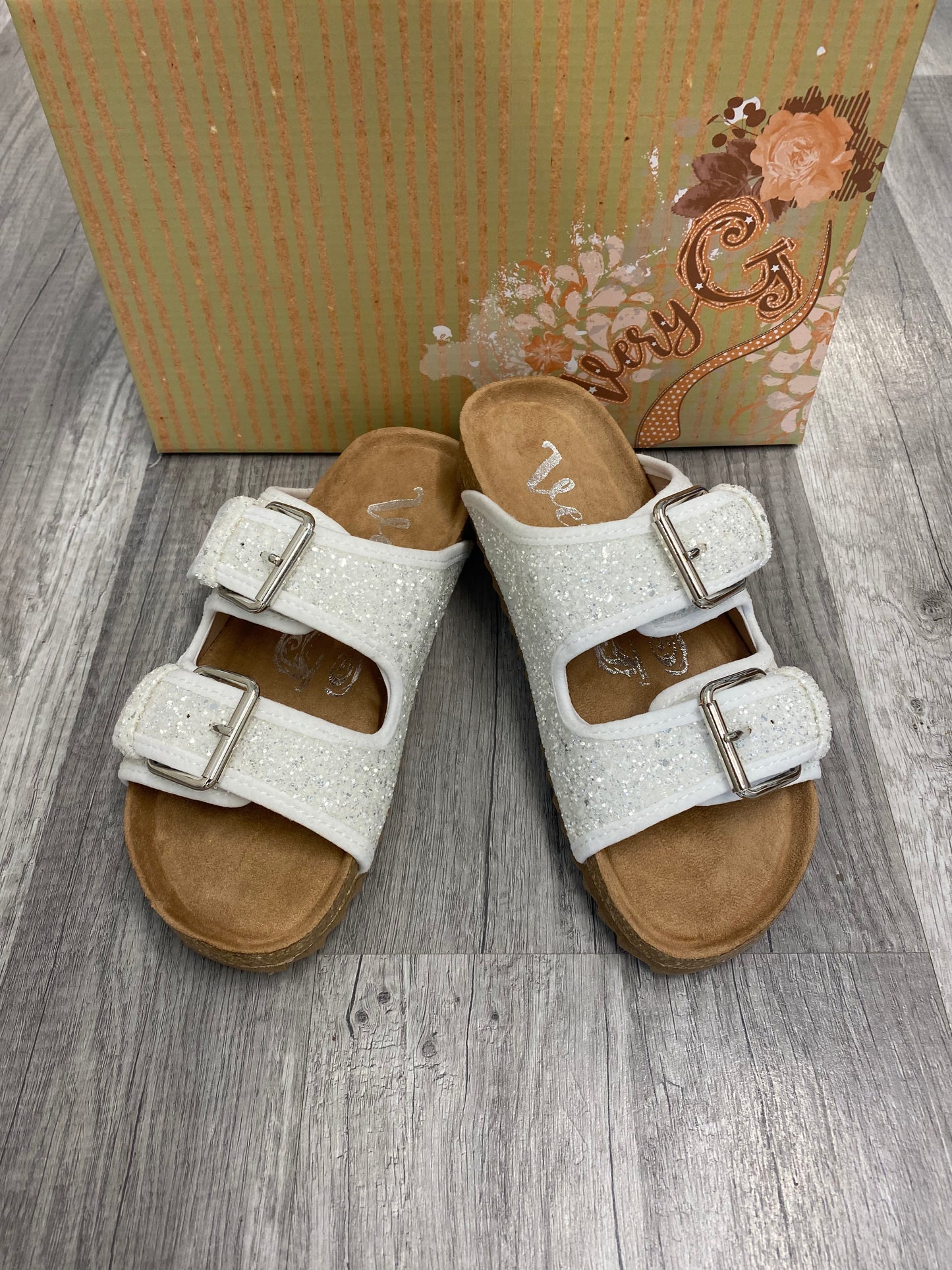 Paula Vary G Sandals~ White