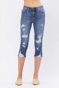 Judy Blue Distressed Capri