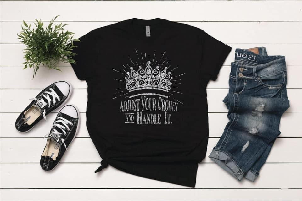 Graphic Tee~ Adjust your crown