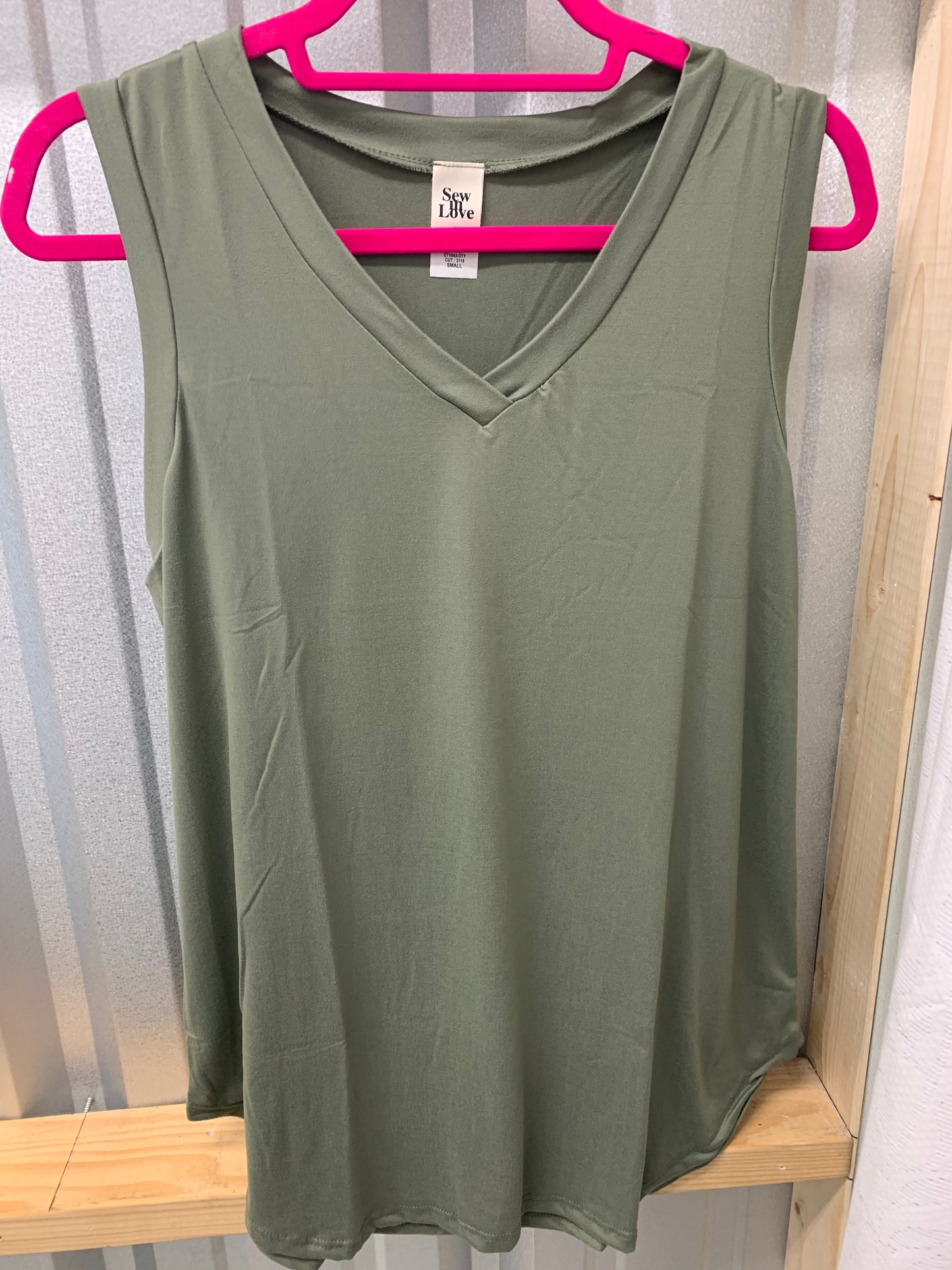 V-neck Tank